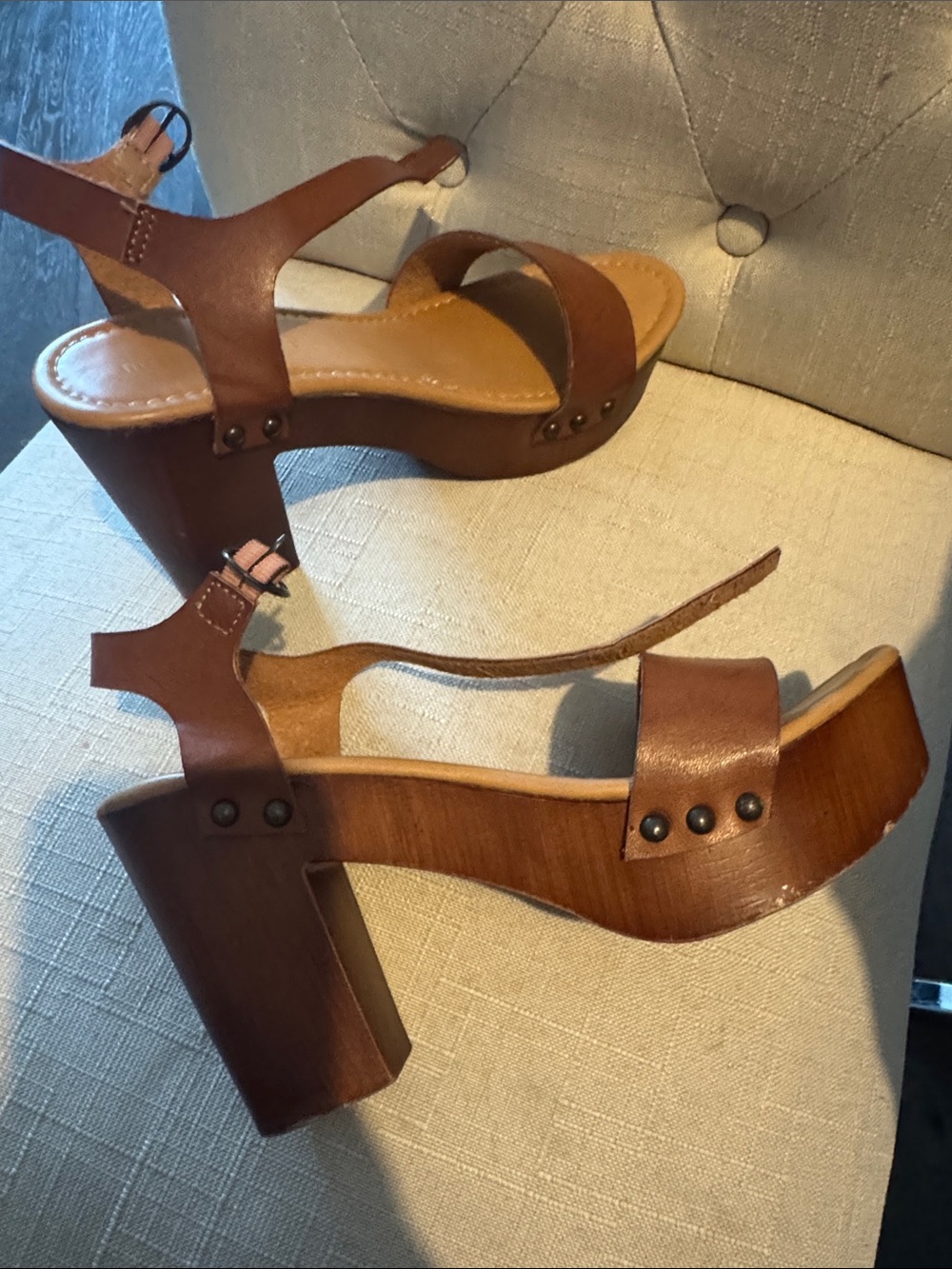 Madden Girl Brown Platform Heel Sandals - Classic Strappy Design
